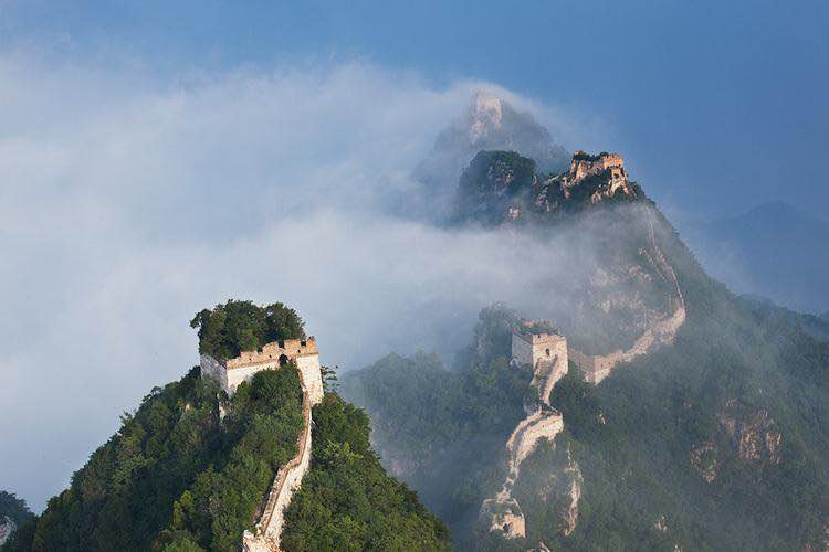 Great Wall Hiking Tour From Jiankou to Mutianyu 